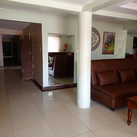 Savannah Paradise Hotel Makindu 外观 照片