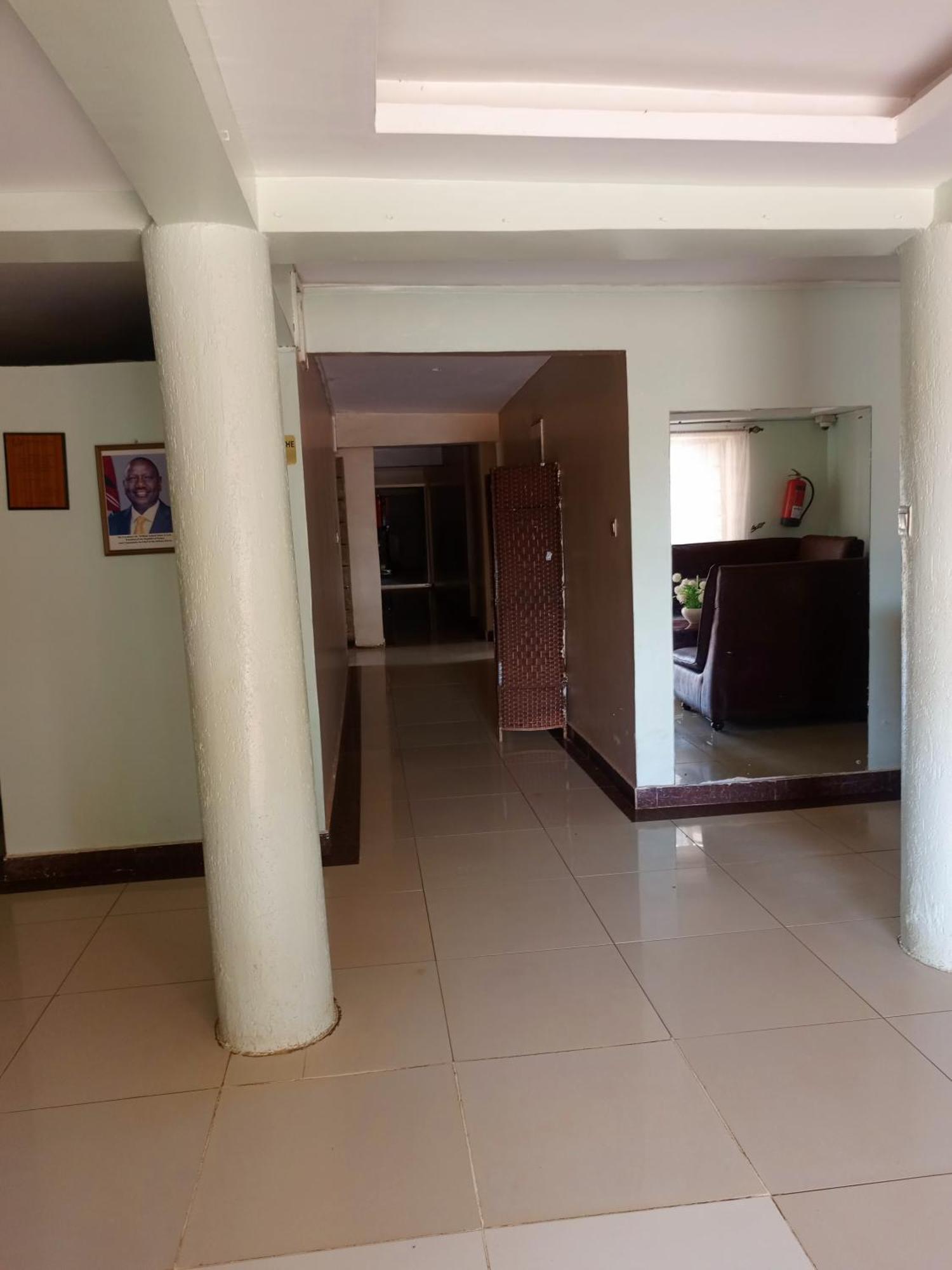 Savannah Paradise Hotel Makindu 外观 照片